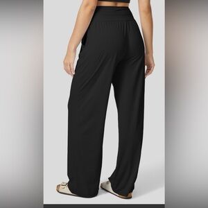 Halara Pants, Large